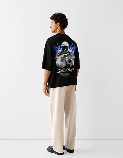 OVERSIZE T-SHIRT ASTRONAUT MOON